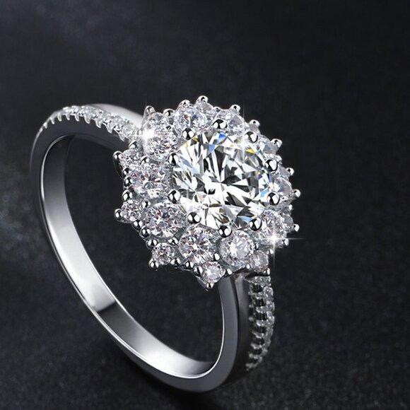💎 NEW Certified 1ct Moissanite S925  Engagement Ring Sunburst - Picture 1 of 6